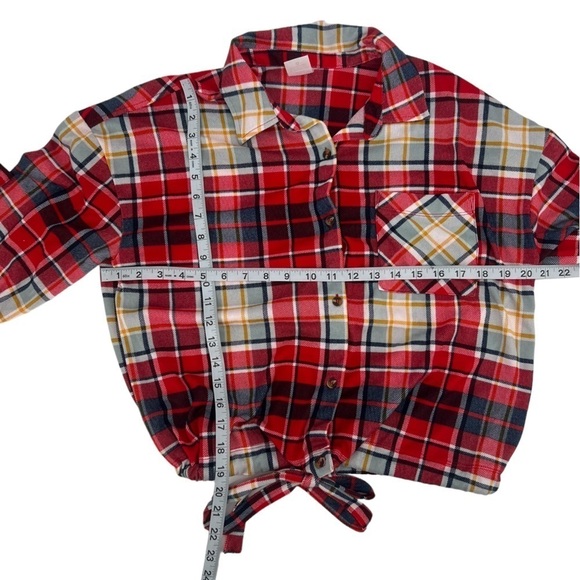 NWT So Blue Red Plaid Tie Waist Cropped Flannel Shirt Size Large Women’s - Picture 4 of 6